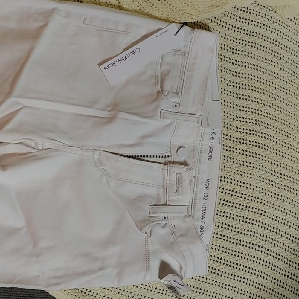 White Calvin Klein Jeans